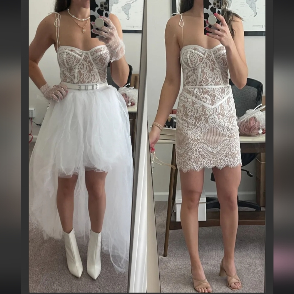 FOR LOVE & LEMONS TATI LACE CORSET DRESS 🤍 - Picture 11 of 13